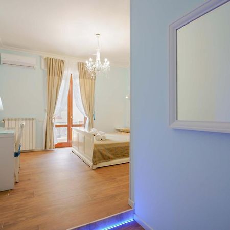 Al Teatro Lirico Hotel Cagliari Eksteriør billede