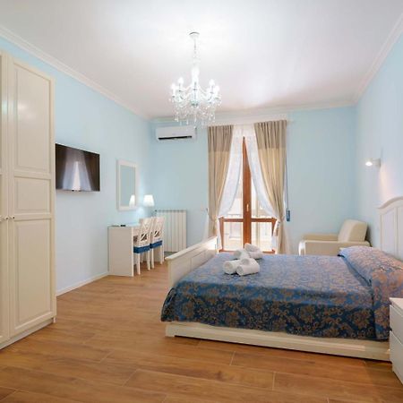 Al Teatro Lirico Hotel Cagliari Eksteriør billede