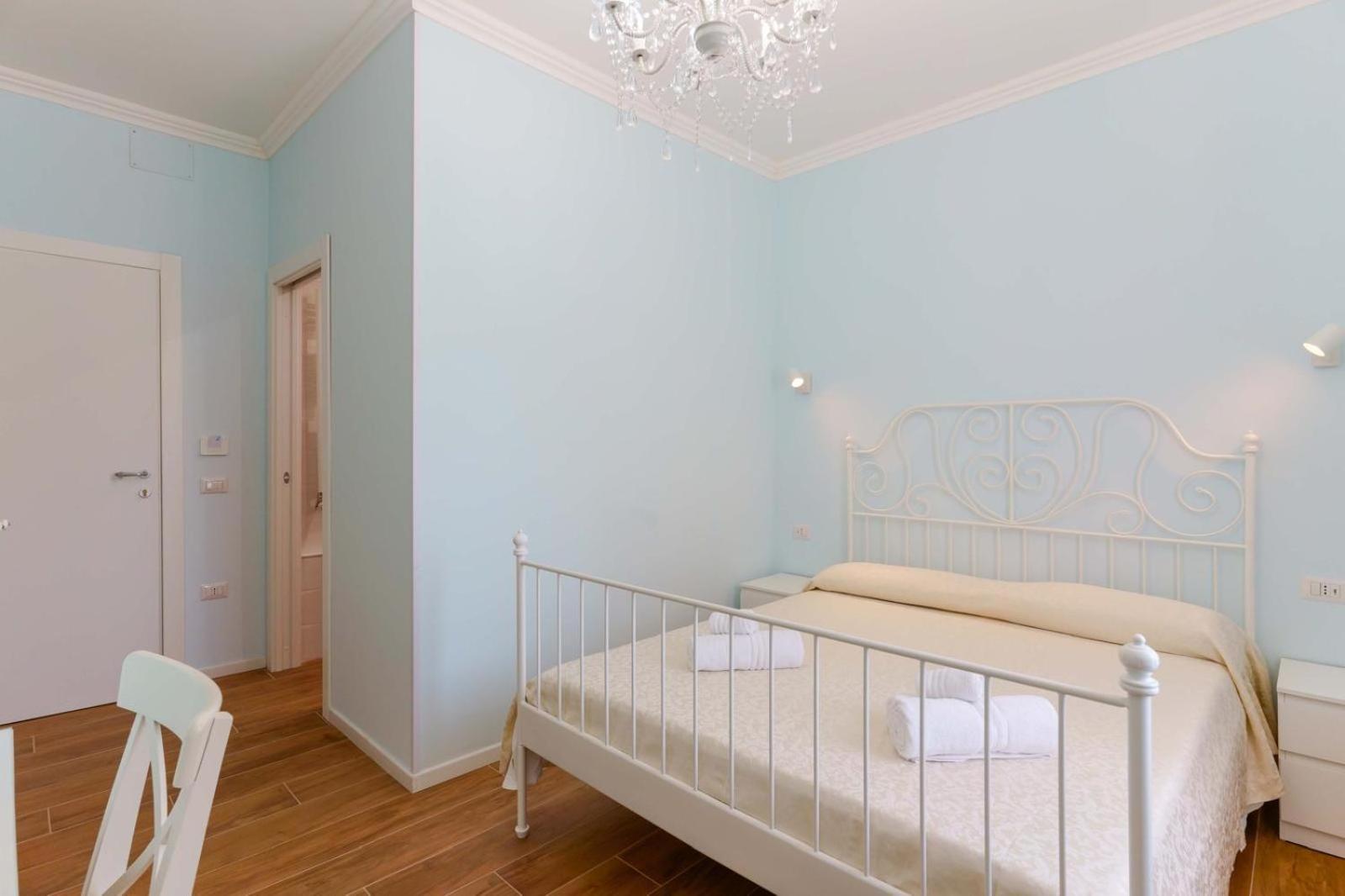 Al Teatro Lirico Hotel Cagliari Eksteriør billede